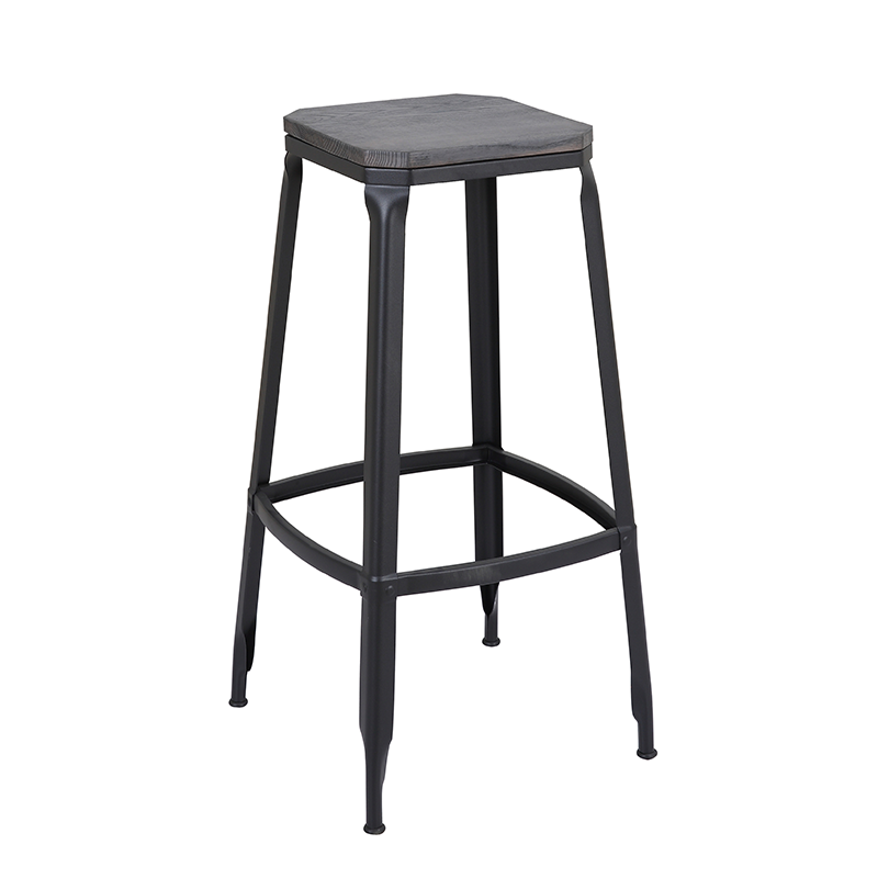 High Quality Retro Metal Bar Stool Durable Outdoor Living Room and Home Bar Stackable High Stools for Dining and Kitchen Use