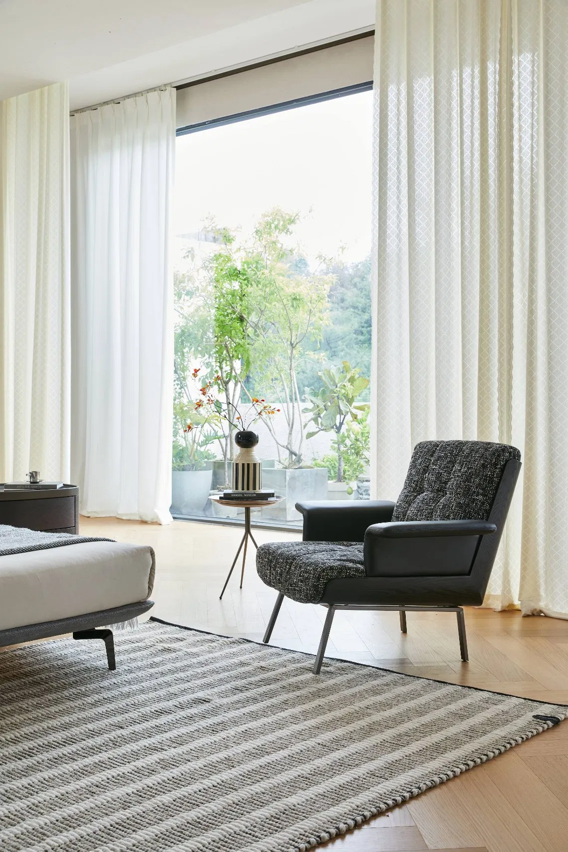 High Quality Fabric Accent Chair Living Room Bedroom Home Furniture Modern Armchairs