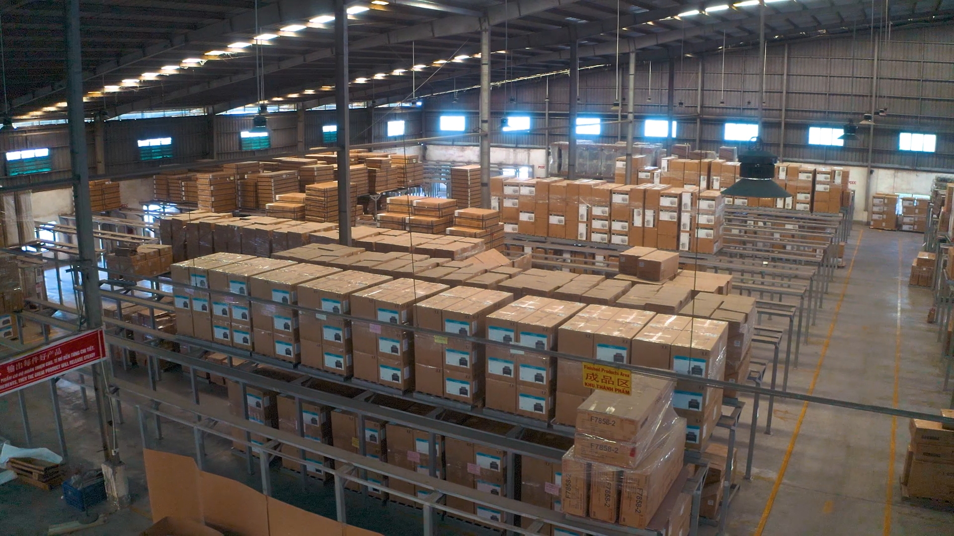 Container Loading Photo 2