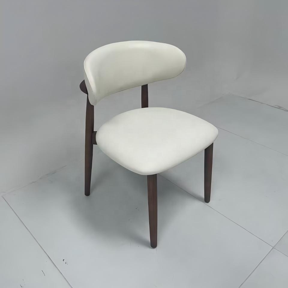 New Design Hotel Nordic Kitchen Restaurant Dining Chairs Durable Wood Restaurant Furniture Table and Chair Set for Cafe