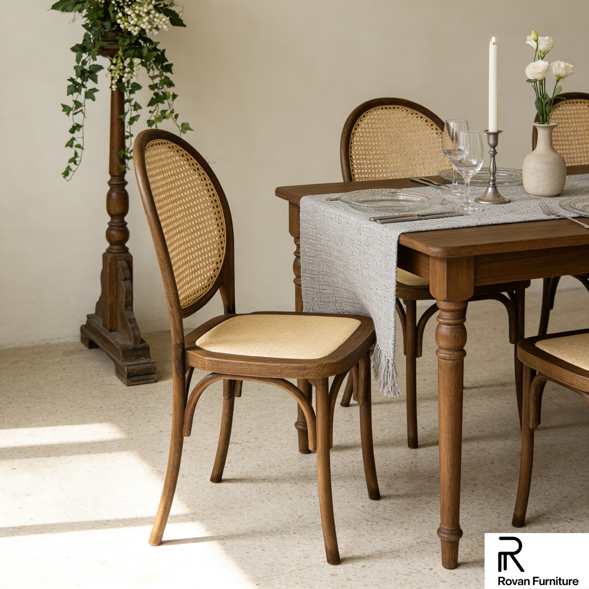 Popular Round Back Design Pp Resin Wood Grain Wedding Chair Disassembled Style Event Chair With Rattan Seat