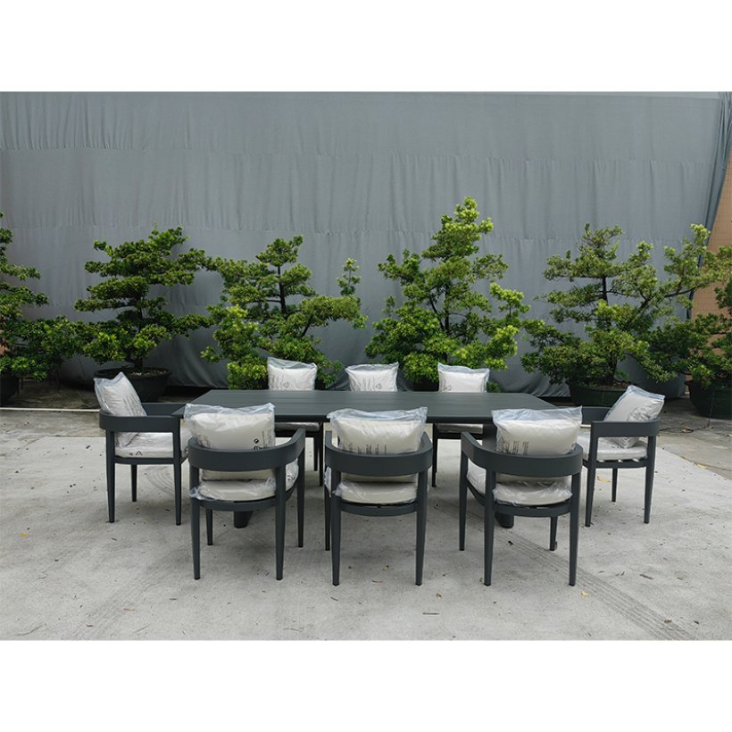 Durable All-Weather High-End Custom Aluminum Outdoor Table Set for Beach Dining