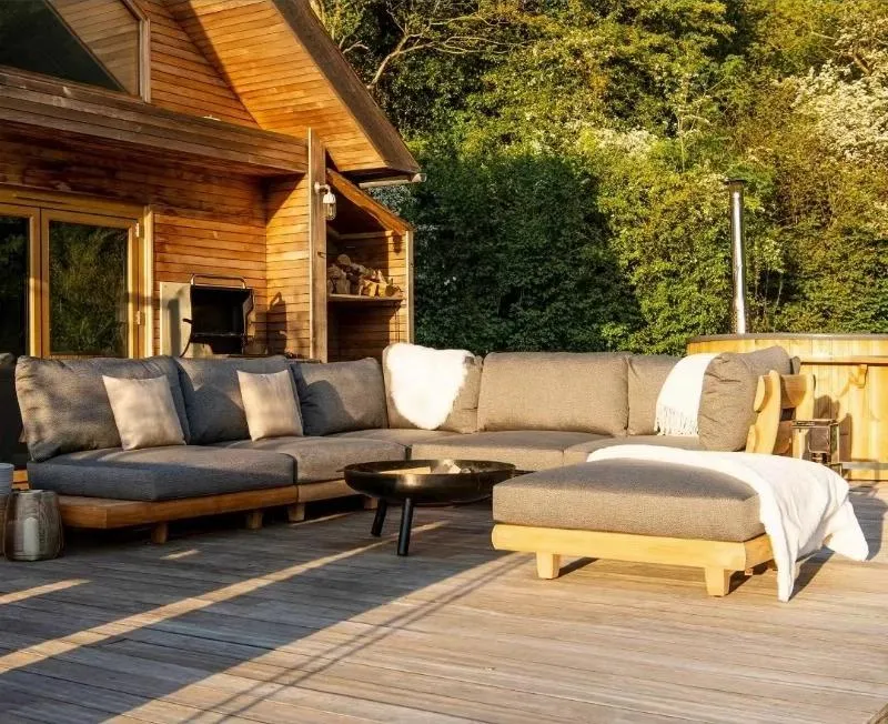Modern Waterproof Teak Wood Outdoor Furniture Living Room Balcony Garden Patio Hotel Sectional Sofa with Cushions