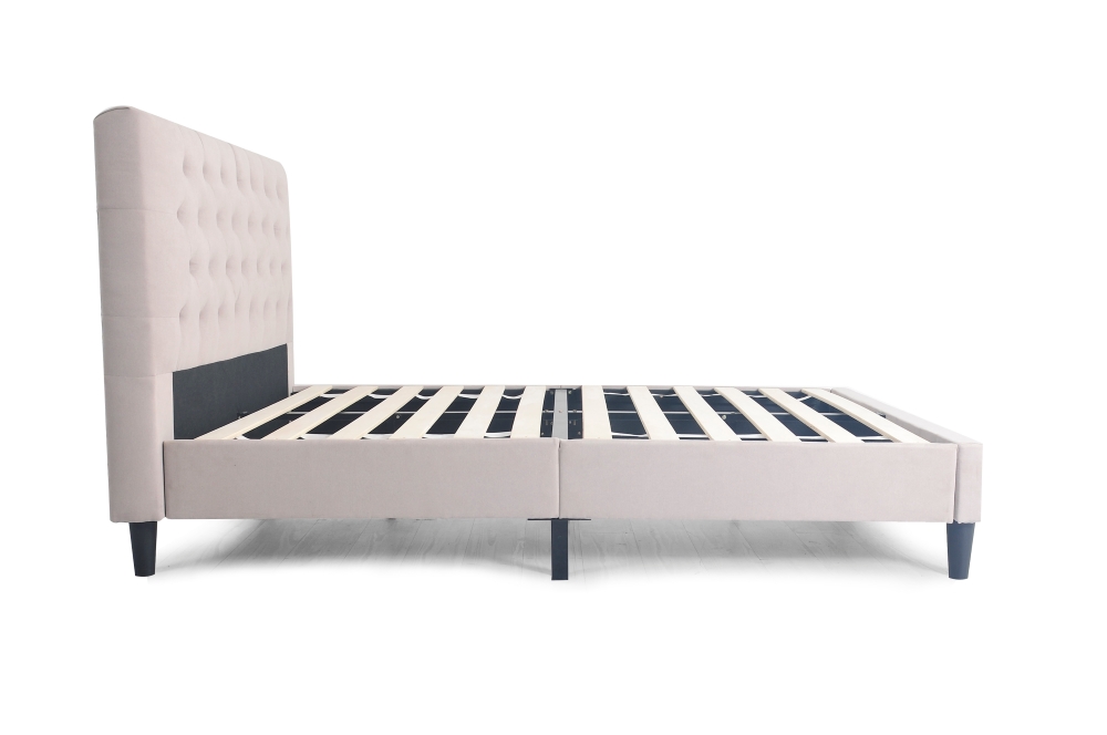 Nisco Durable Modern Single Bed with Metal Frame for Home Bedroom Hotel Apartment Use