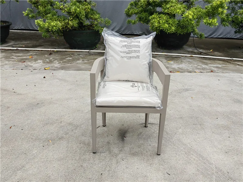 Waterproof High-End Custom Aluminum Outdoor Table Set for Dining Patio