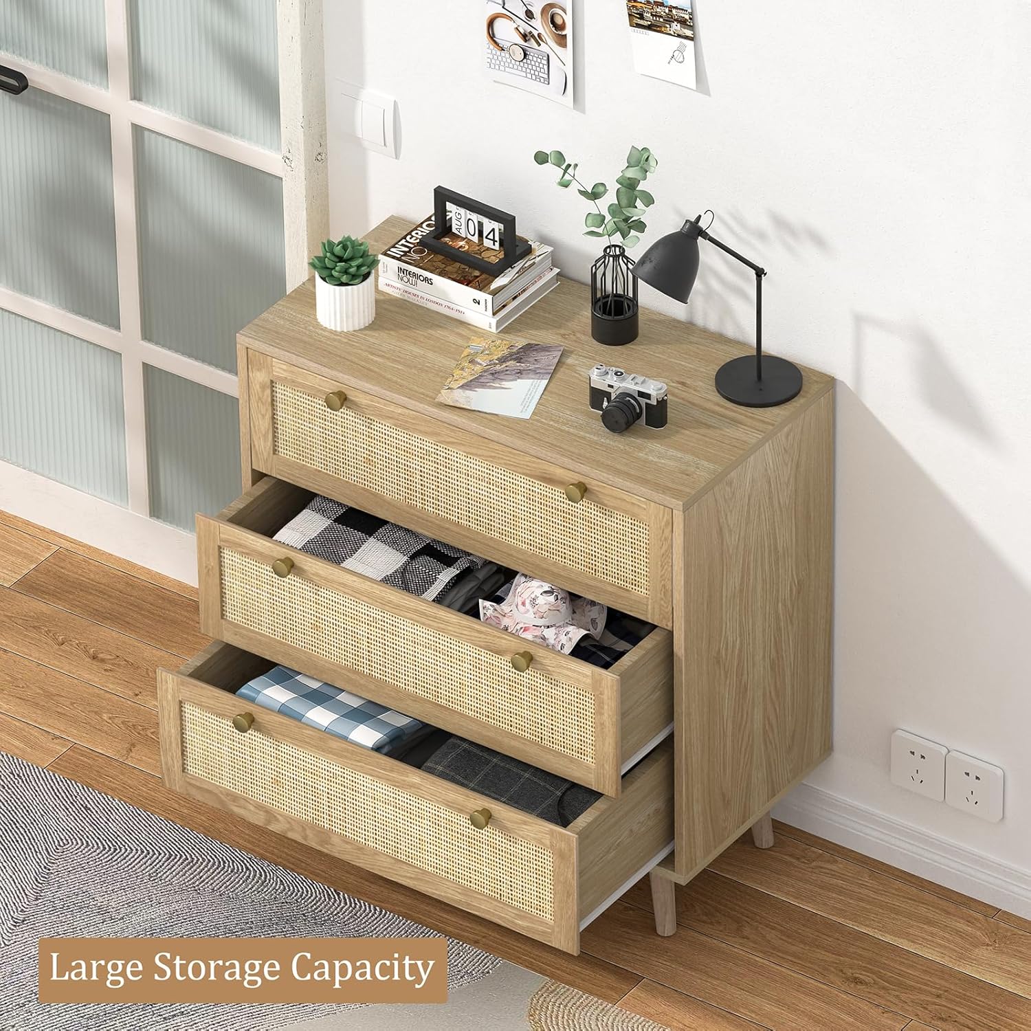 3 Drawer Dresser for Bedroom, Rattan Dresser Modern Wood Chest of Drawers with Spacious Storage for Bedroom Hallway Living Room