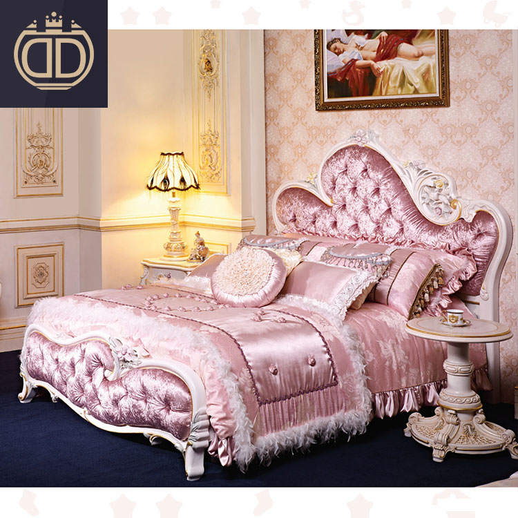 Antique Royal pink Bedroom Furniture Wooden Carving Bed Set Design Luxury king Size pink Princess Girls Velvet Fabric Bed