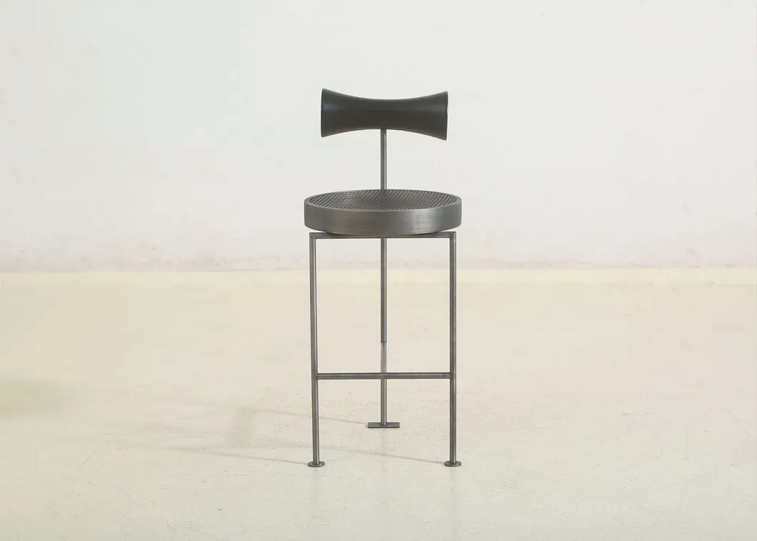 Creative Design Hotel Cafe Restaurant Black Bar Chair Living Room Metal Frame with Wood Accent High Chair Furniture