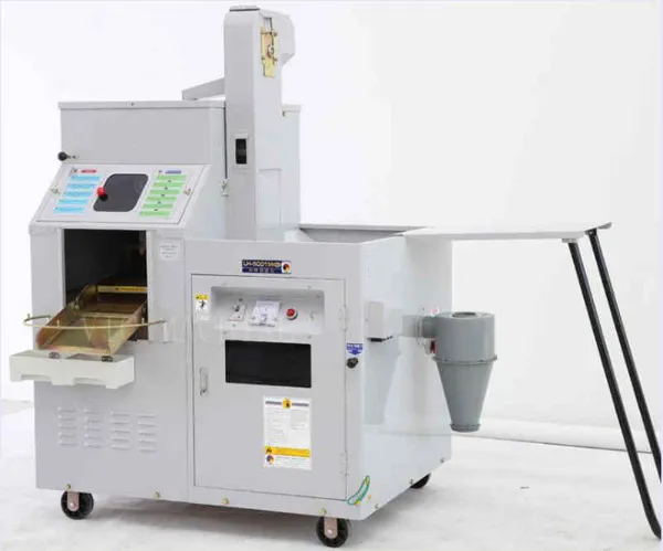 Nueva maquinaria agrícola desarrollada, máquina de pulido de grano de maíz multifuncional, molino de blanqueo automático combinado de arroz blanco en venta