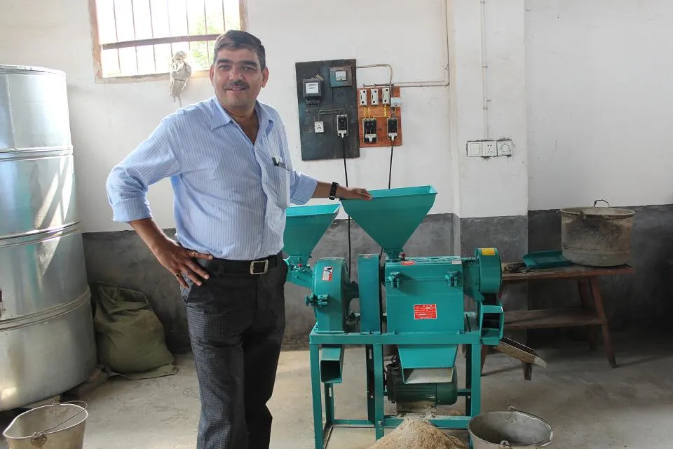 Máquina de desgranado de arroz Máquina de molienda y pulido de arroz