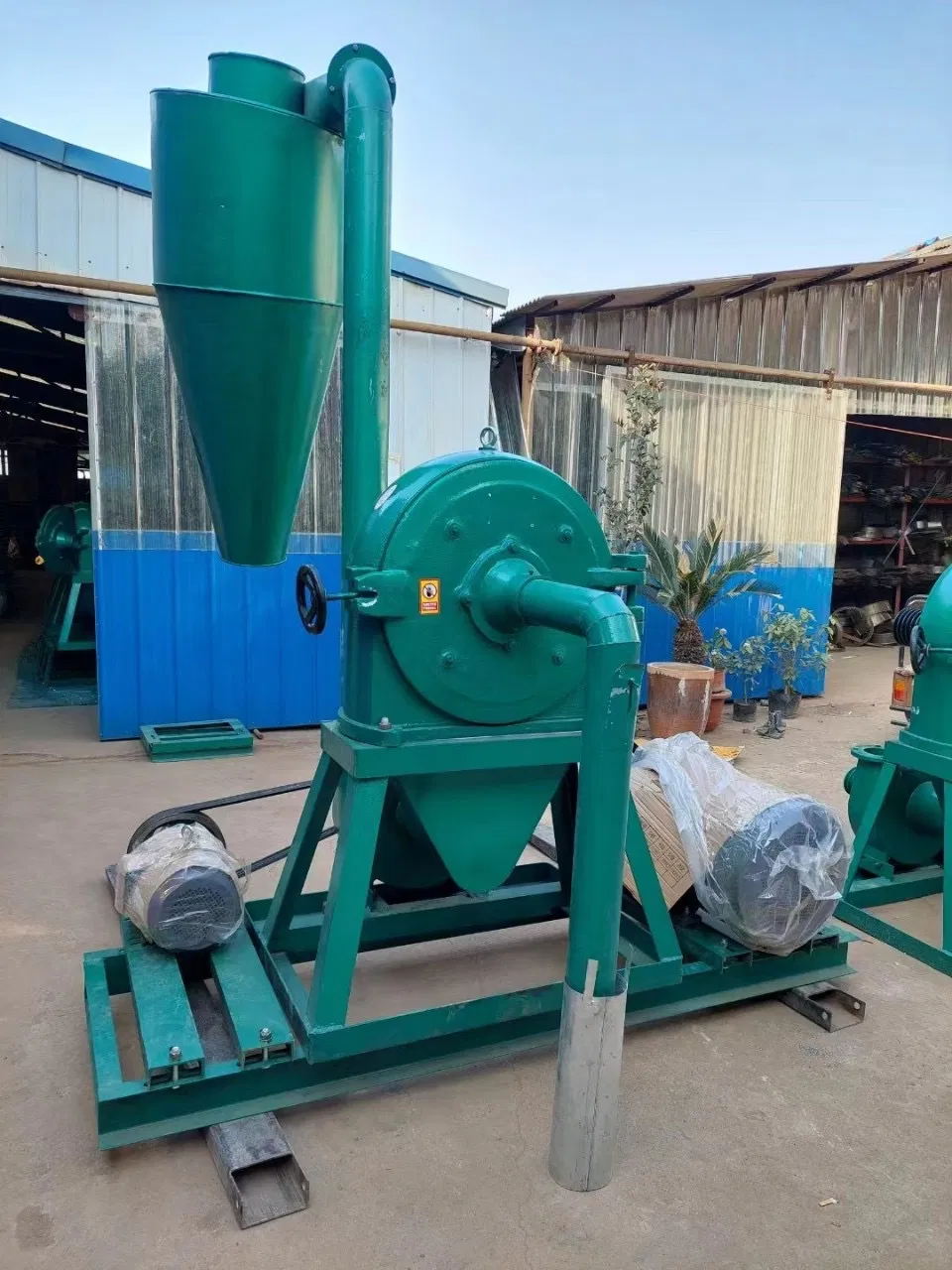 Máquina de procesamiento de granos, molino de arroz, máquina de café, especias, maíz, molino de harina mini eléctrico, molino de disco para granos, molino de maíz