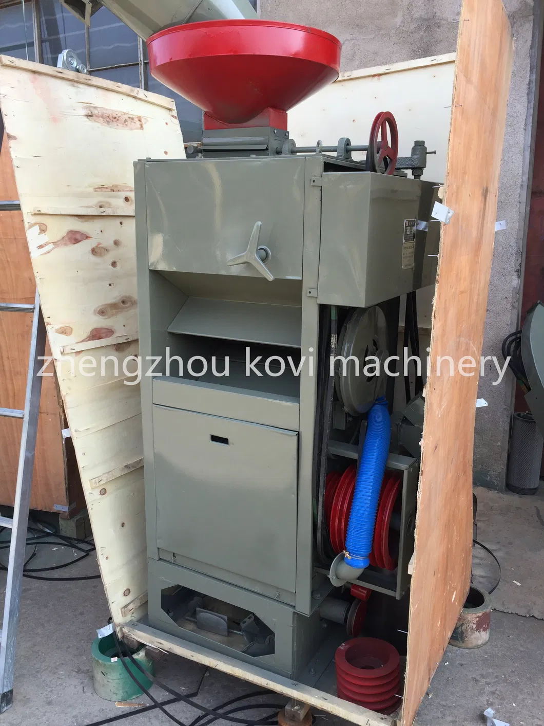 Máquina de Molienda de Arroz Sb30 Sb50 Arroz 1800-2300kg/H Máquina de Pulido Corea del Sur
