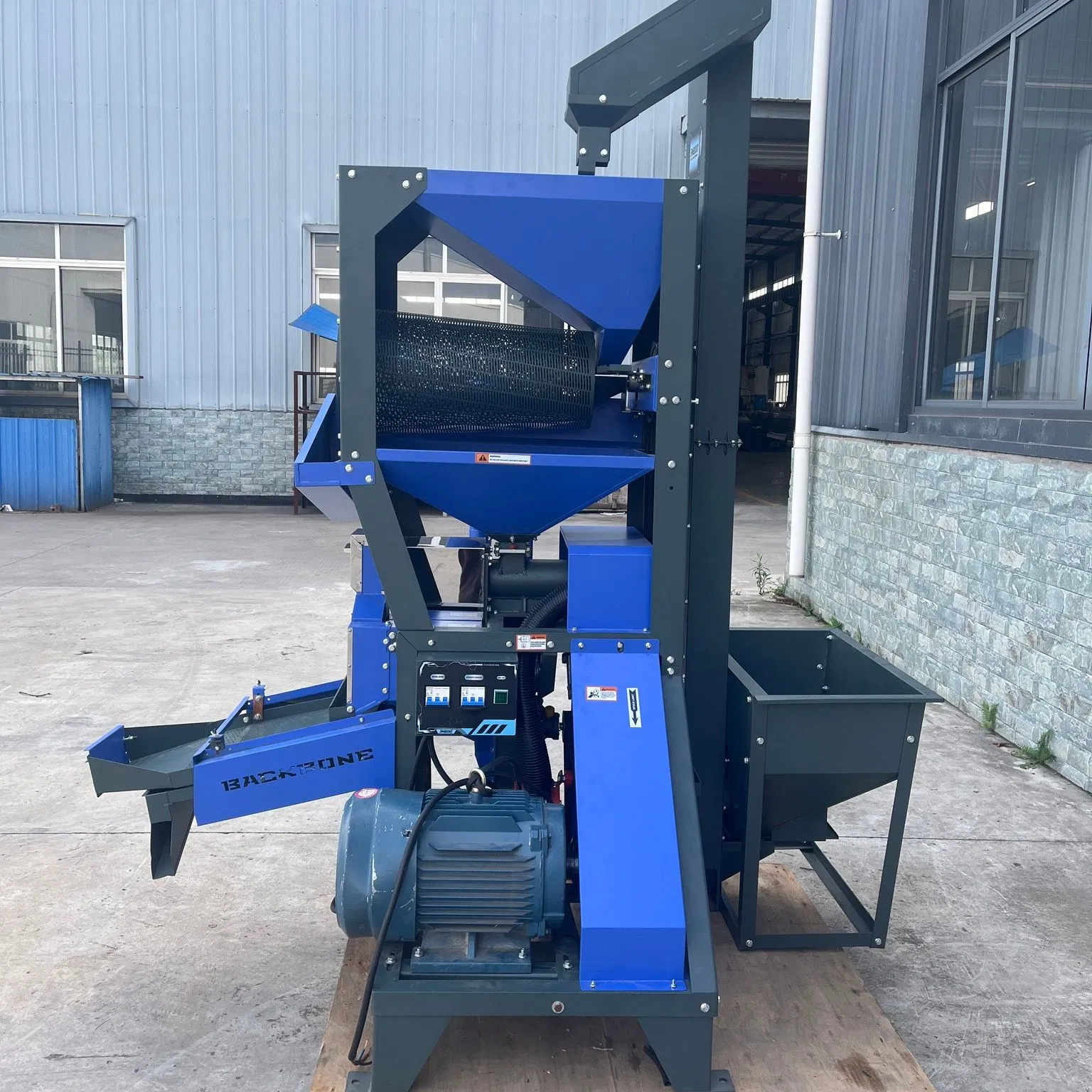Máquina de molino de arroz Bb-N2026 1000kg/H 1ton Unidad de molienda de arroz por hora 380V Removedor de piedras de poder Elevador de alimentación Máquina de descascarado de arroz de un solo paso Máquina de pulido