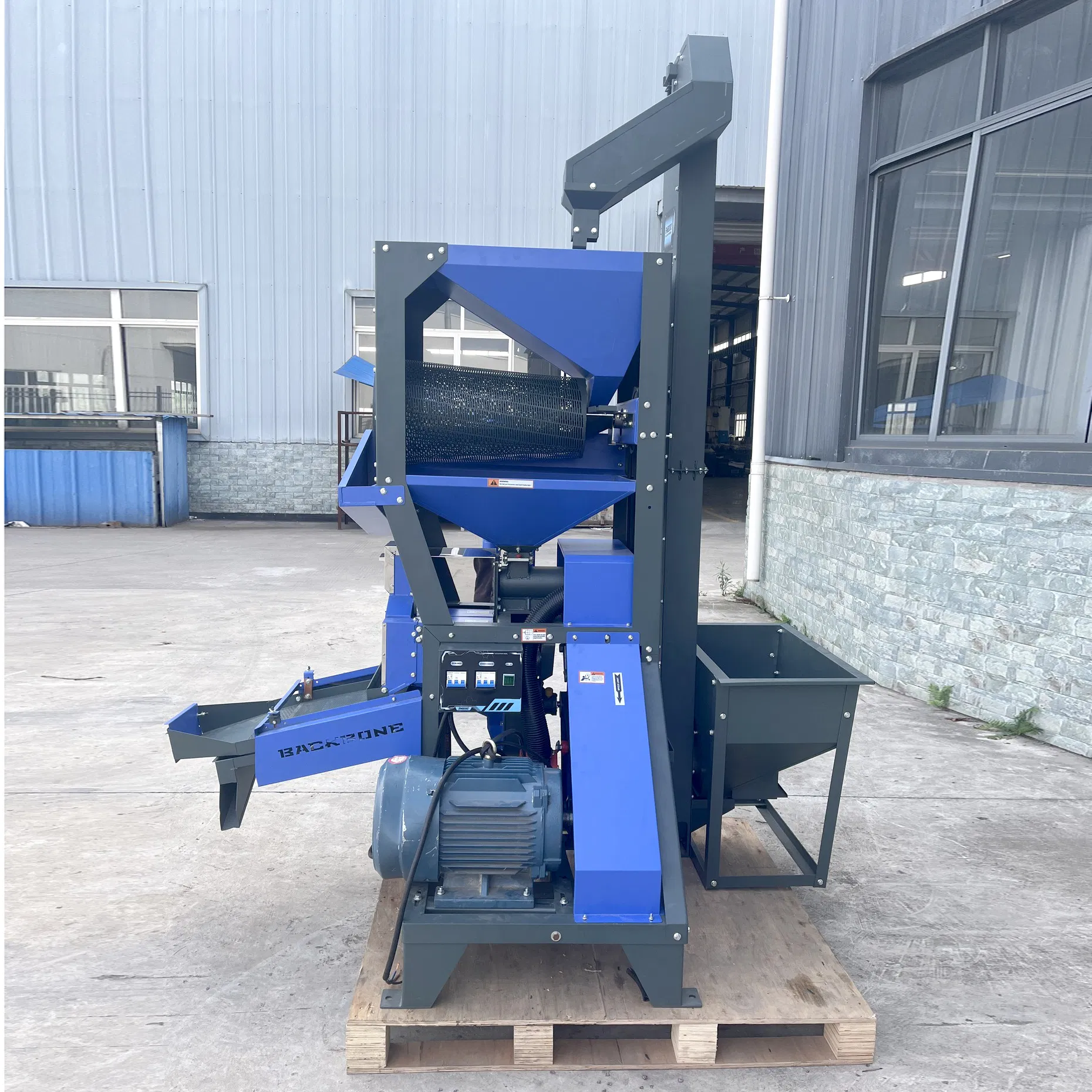 Máquina de molino de arroz Bb-N2026 1000kg/H 1ton Unidad de molienda de arroz por hora 380V Removedor de piedras de poder Elevador de alimentación Máquina de descascarado de arroz de un solo paso Máquina de pulido