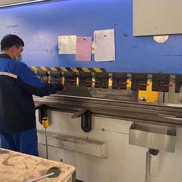 Máquina de flexión automática