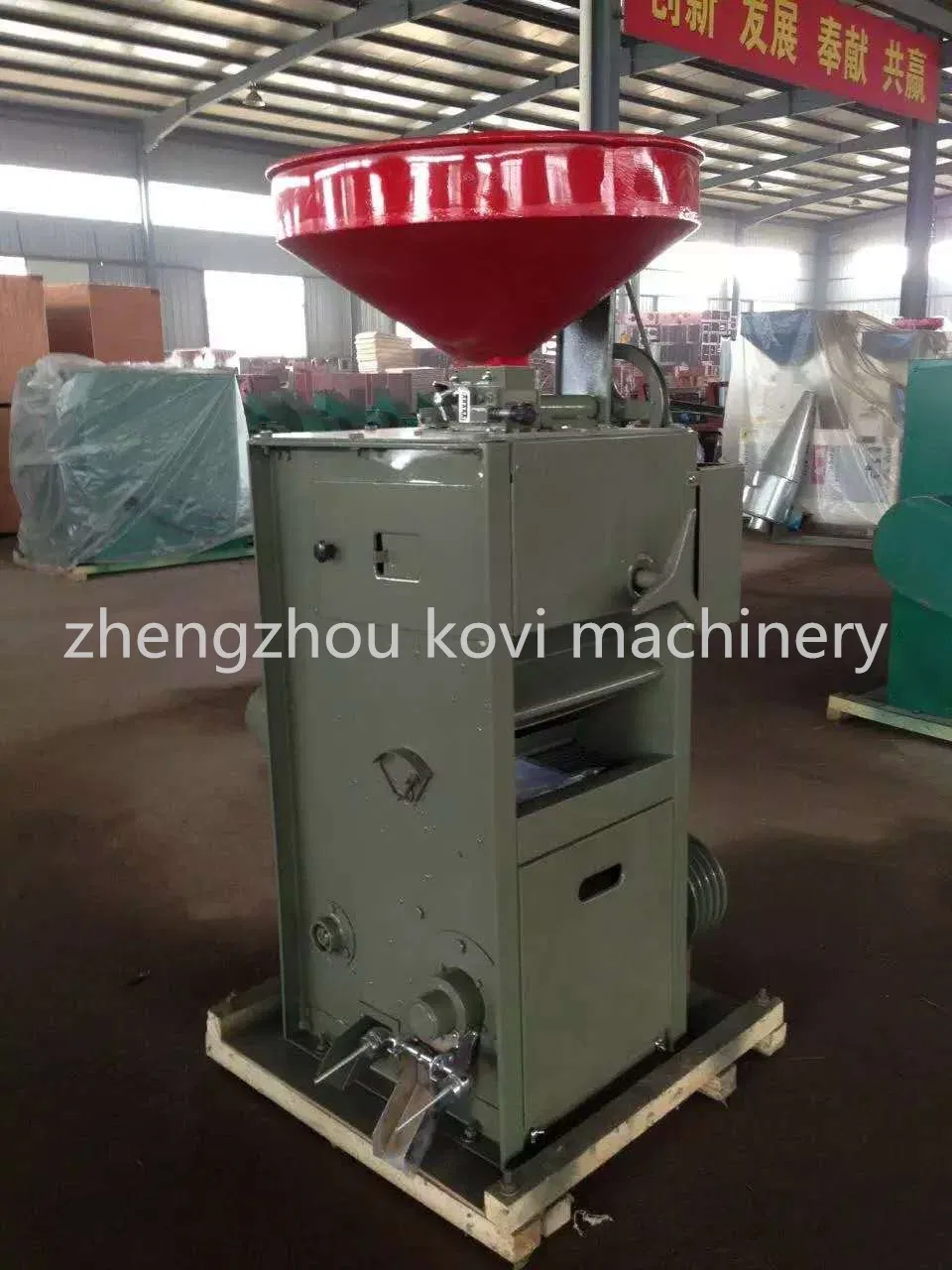 Máquina de Molienda de Arroz Sb30 Sb50 Arroz 1800-2300kg/H Máquina de Pulido Corea del Sur