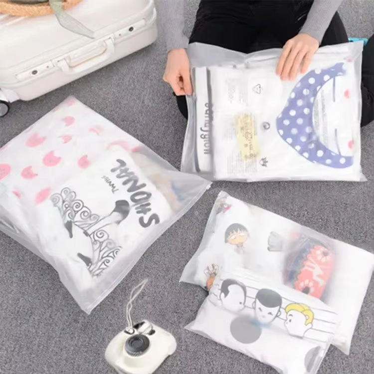 Creatrust Custom Your Own Logo Recycled Pouches Frosted Apparel Ziplock Shipping Clothing Packing Bag Plastic Bags Zipper Poly