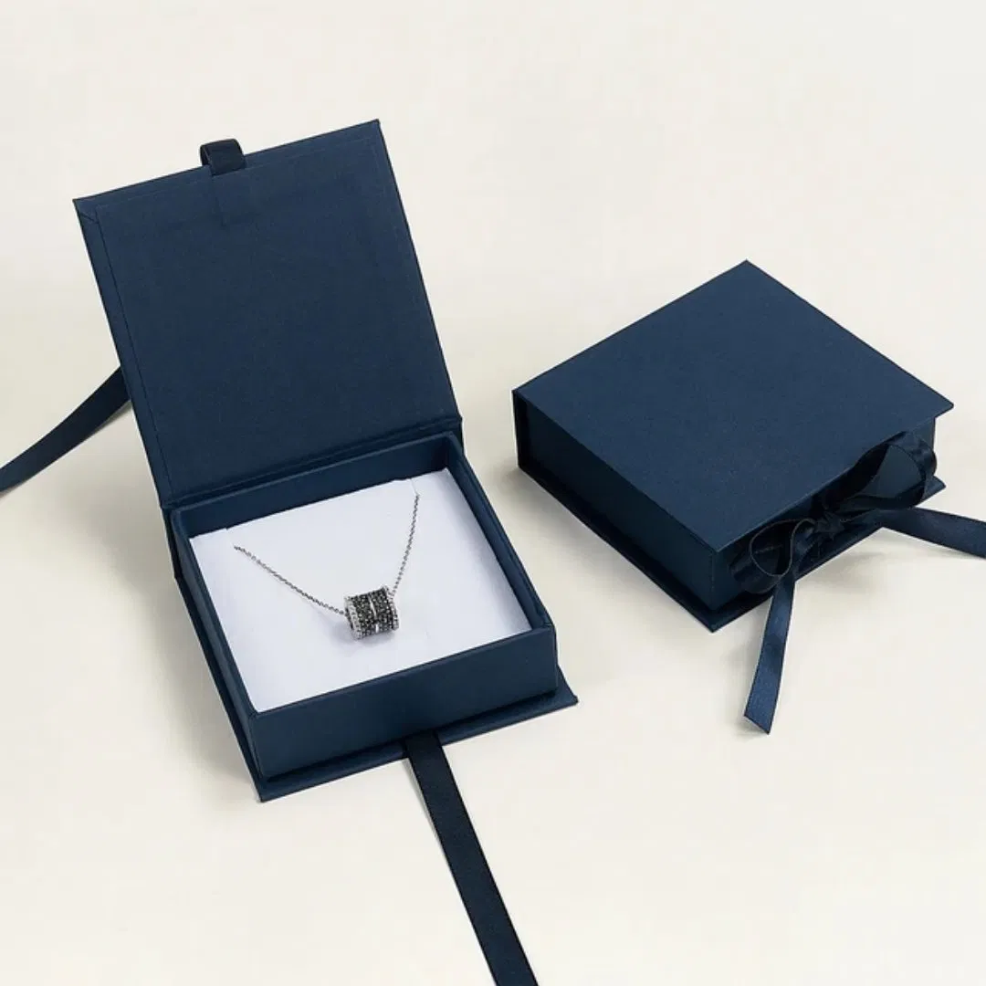 Custom Printed Logo Corrugated Paper Mailer Boxes for Food, Jewelry, and Clothing, Robust and Sustainable Packaging