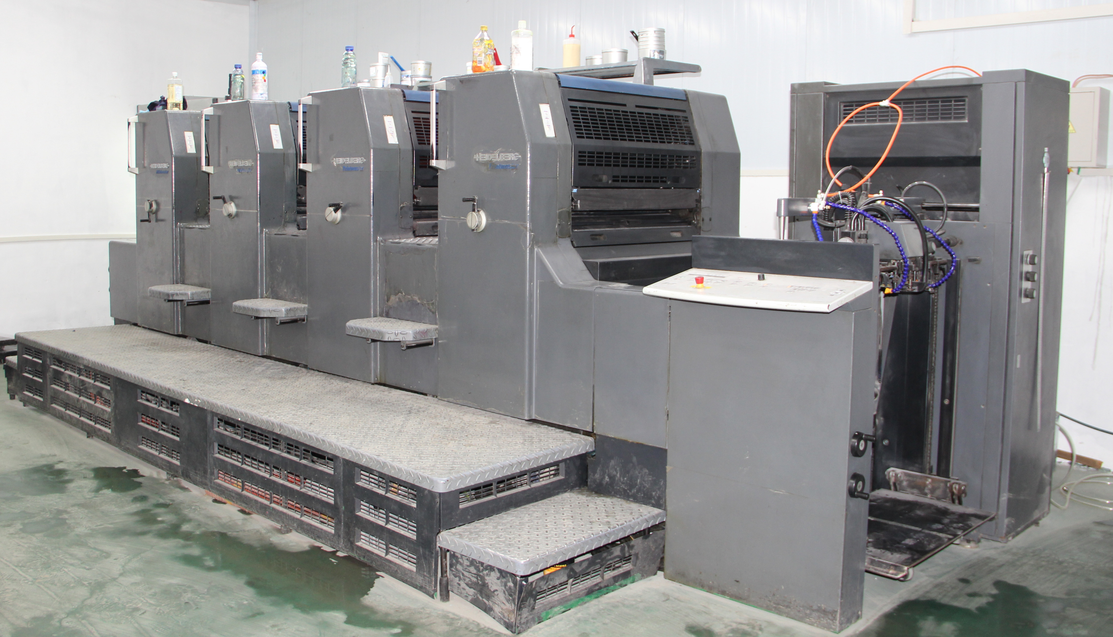 Package materials storage