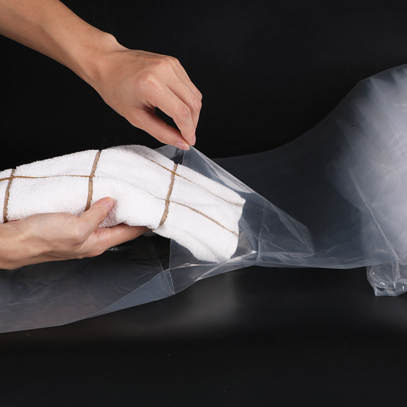 Custom Printed Fanfolded Perforated Poly Pre-Opened Auto Packaging Bags