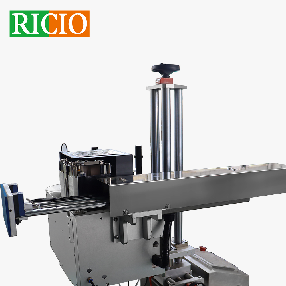 Automatic PLC Self Adhesive Instant Label Printer for Glass Metal Wood Cartons Case Barcode Address Shelf Life Marking Lot PO No