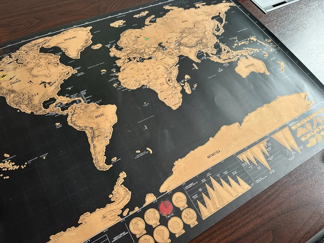 Custom Printed Scratch off World Map Printing for Travel Enthusiasts Personalized Travel Exploration Art Wall Decor