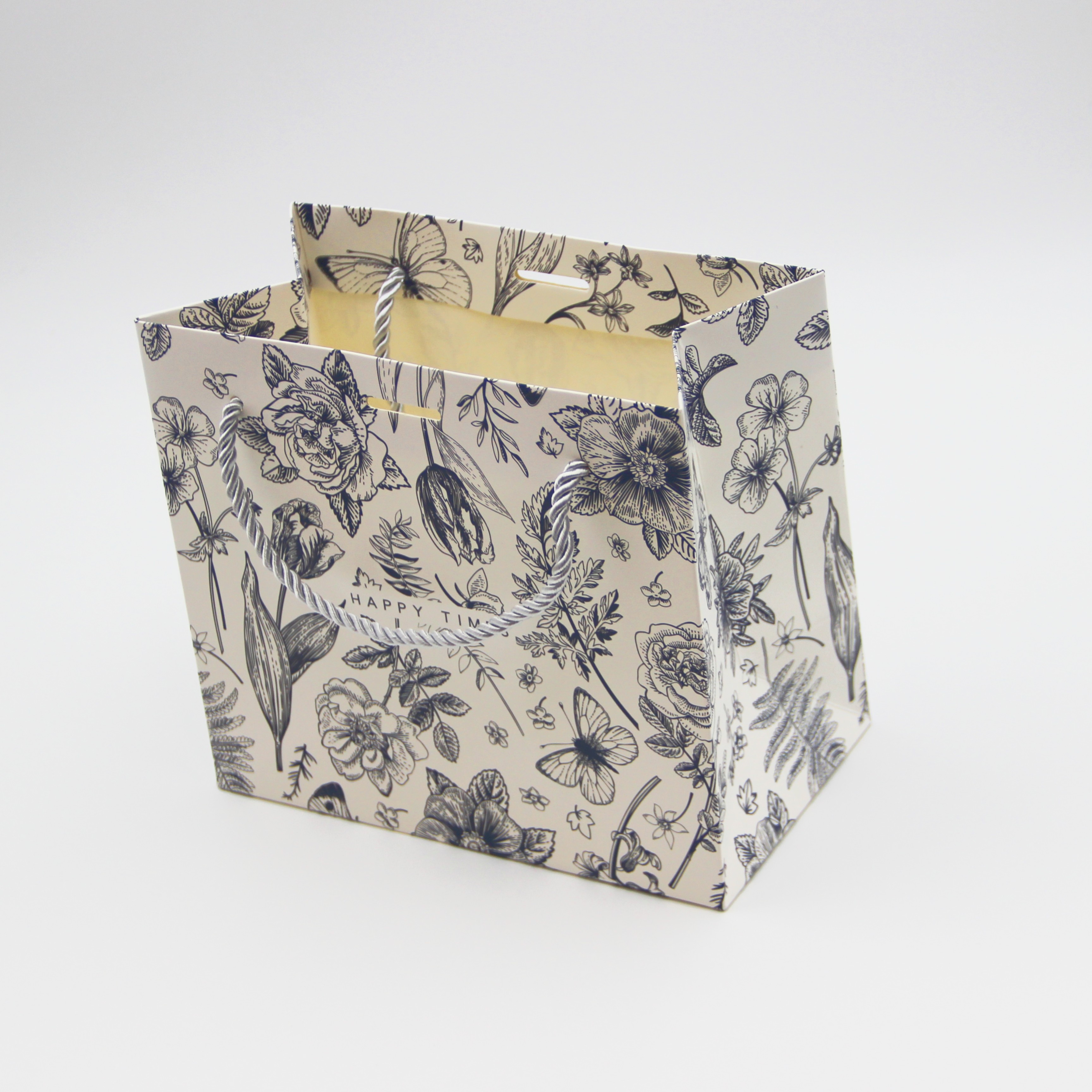 Eco Friendly Luxury Recyclable Kraft Paper Bag Custom Logo Printed Lamination Embossing for Packaging