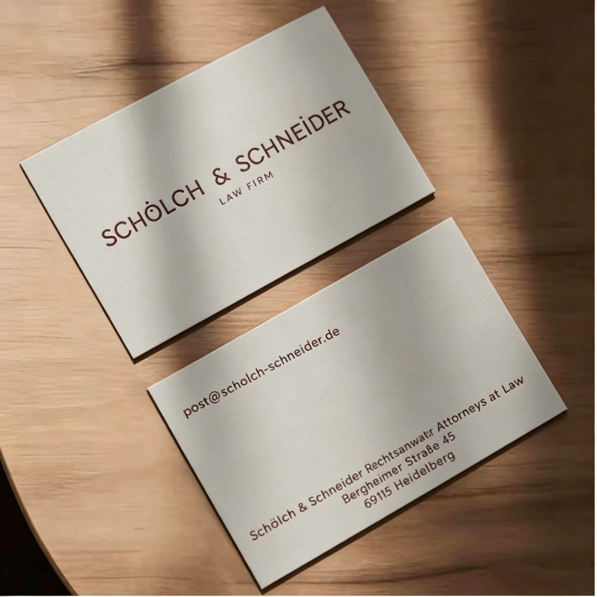 Custom Printed Kraft Paper &amp; Cardboard Greeting Cards with Varnishing Finish