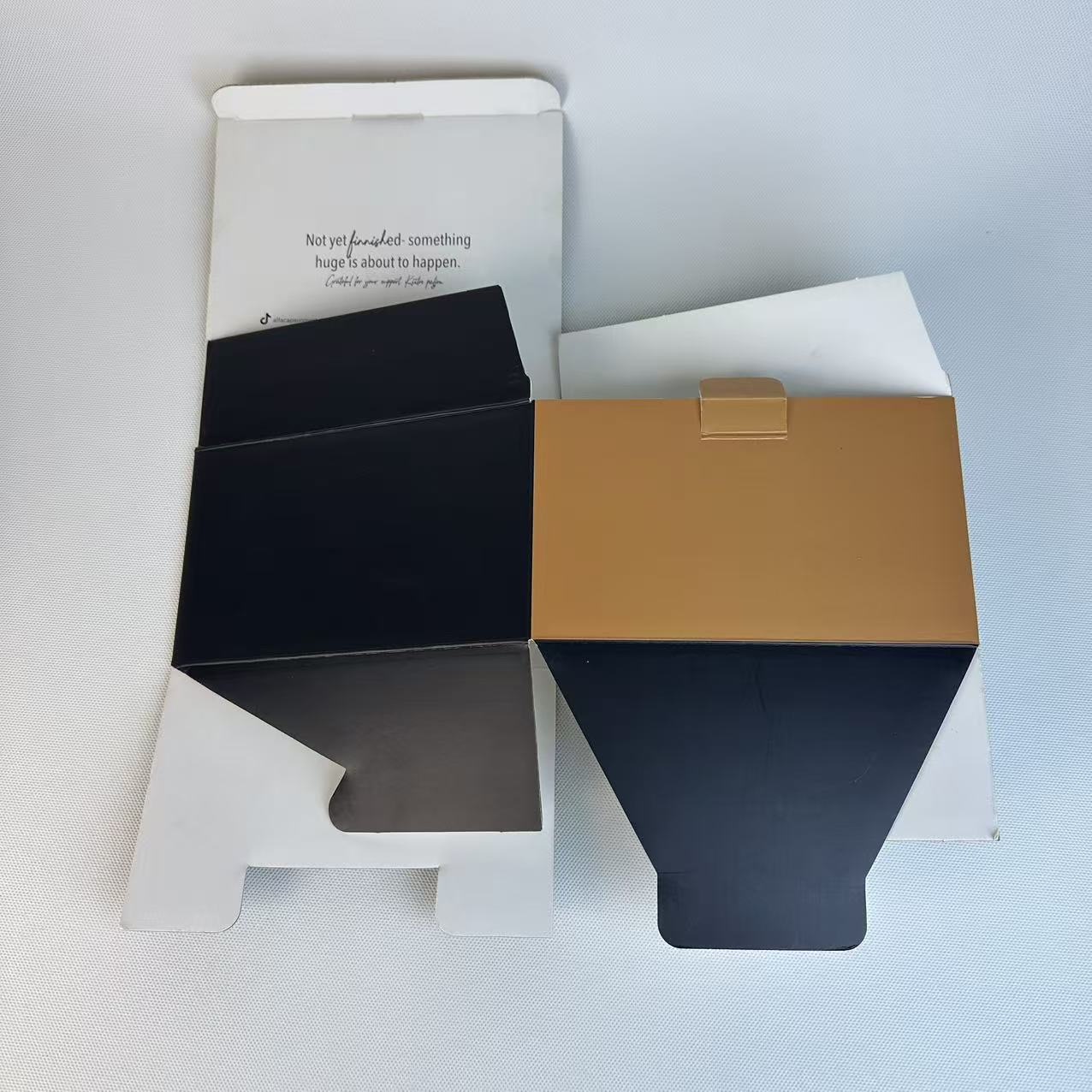 Custom Eco-Friendly Recyclable Paperboard Baseball Cap Display Box With Offset Printing Gold Foil Matte Finish