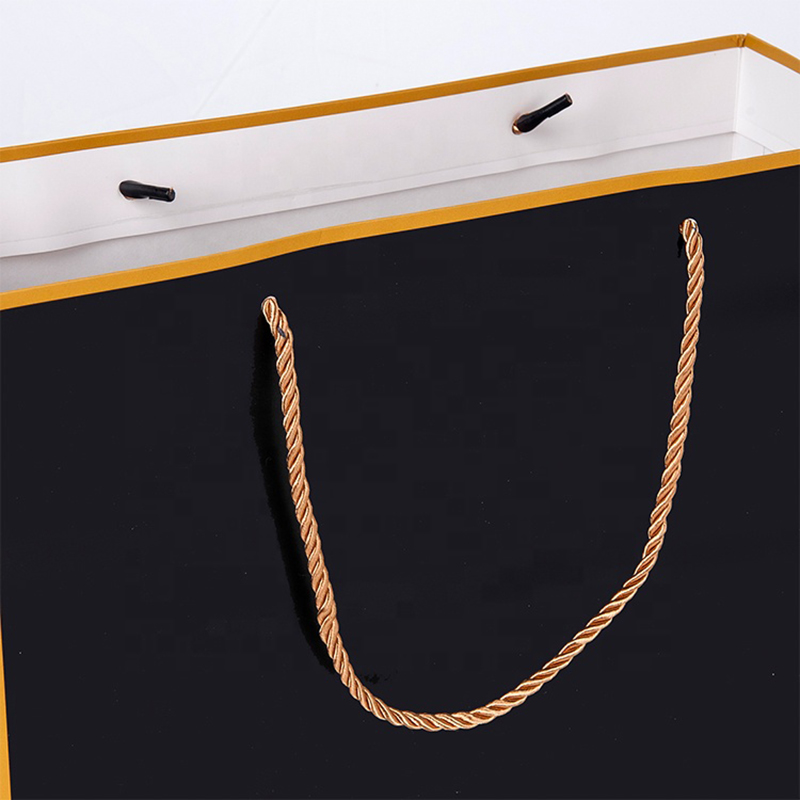 Retail Custom Logo Packaging Black Boutique Gift Paper Bags for Shopping