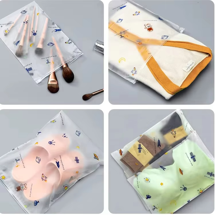 Creatrust Custom Your Own Logo Recycled Pouches Frosted Apparel Ziplock Shipping Clothing Packing Bag Plastic Bags Zipper Poly