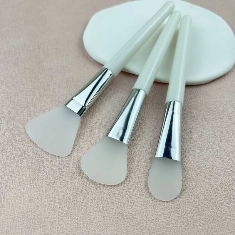 10 Silicone Mask Brush Makeup Brush White Stick Powder Stick Soft Brush