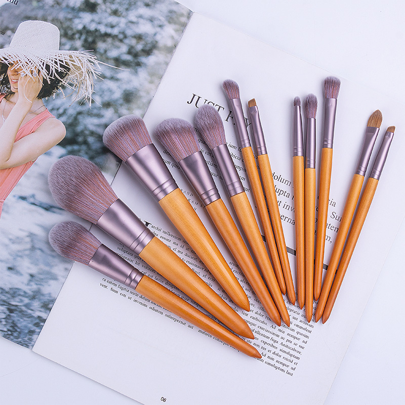 Beautichen Private Label Customized 12 Pieces Portable Brown Wood Synthetic Wholesale Travel Logo Vegan Eye Custom Makeup Brush Set