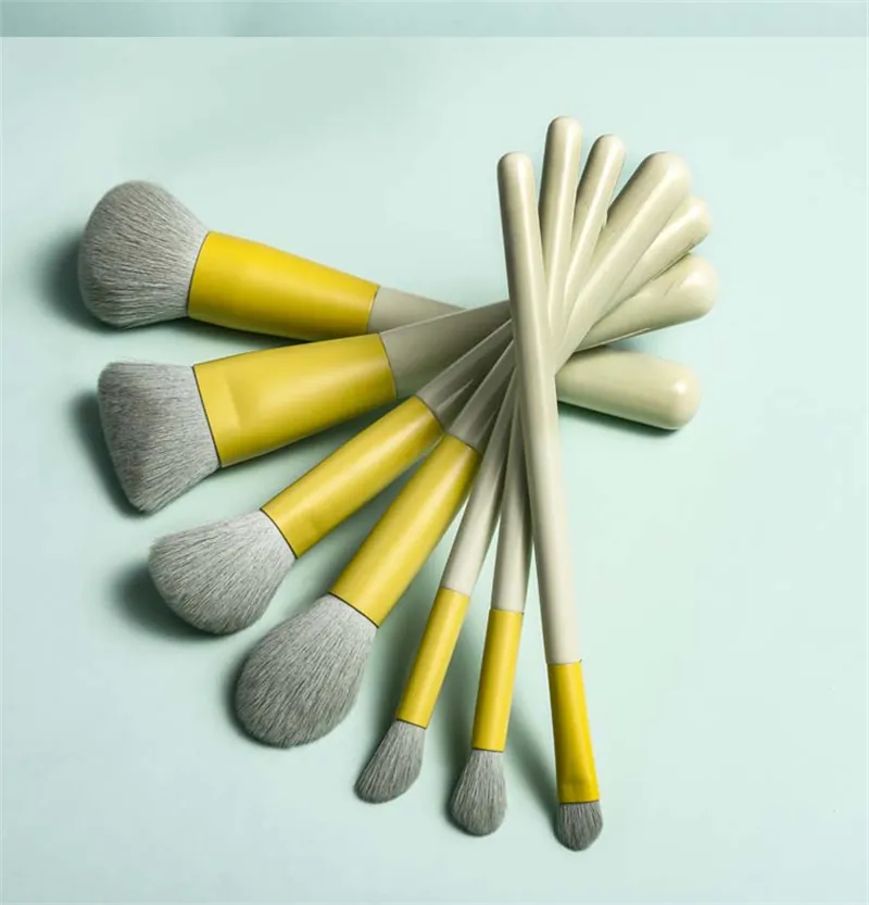 Brush Detail 3