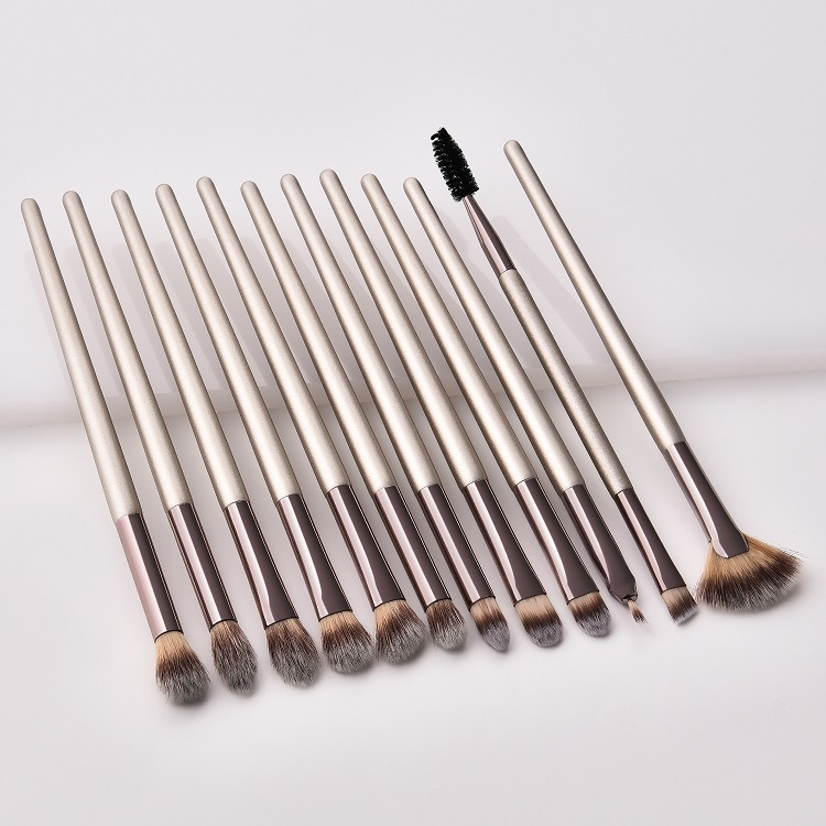 12PCS Eye Makeup Brush Set Manufacturer Three Colors Makeup Blending Brush Eyeshadow Eyeliner Eyebrow Brush Overstock Makeup Brush Set
