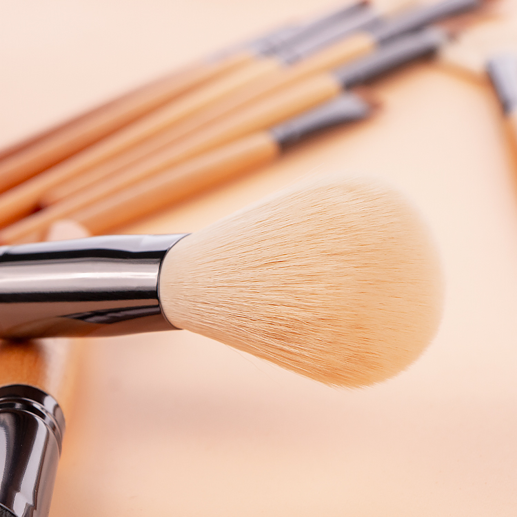 Synthetic Cosmetic Brushes Kit 15PCS Vegan Makeup Brushes Set with Black Color Box