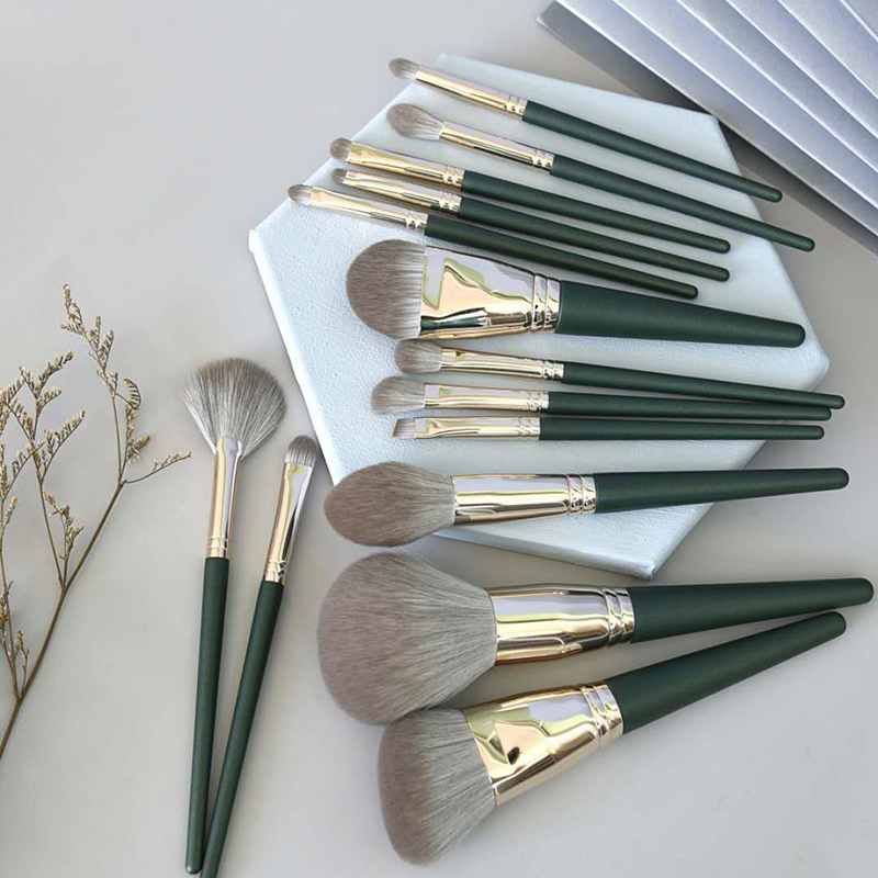 Professional Beauty Tool Brush Paint 14 Green Cloud Super Soft Beginner Full Set of Makeup Brush Set
