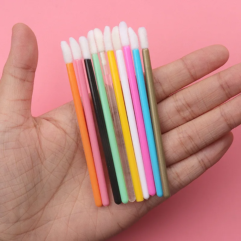 Lip Brush 2