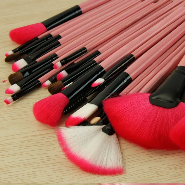 PU bag and brush View 5