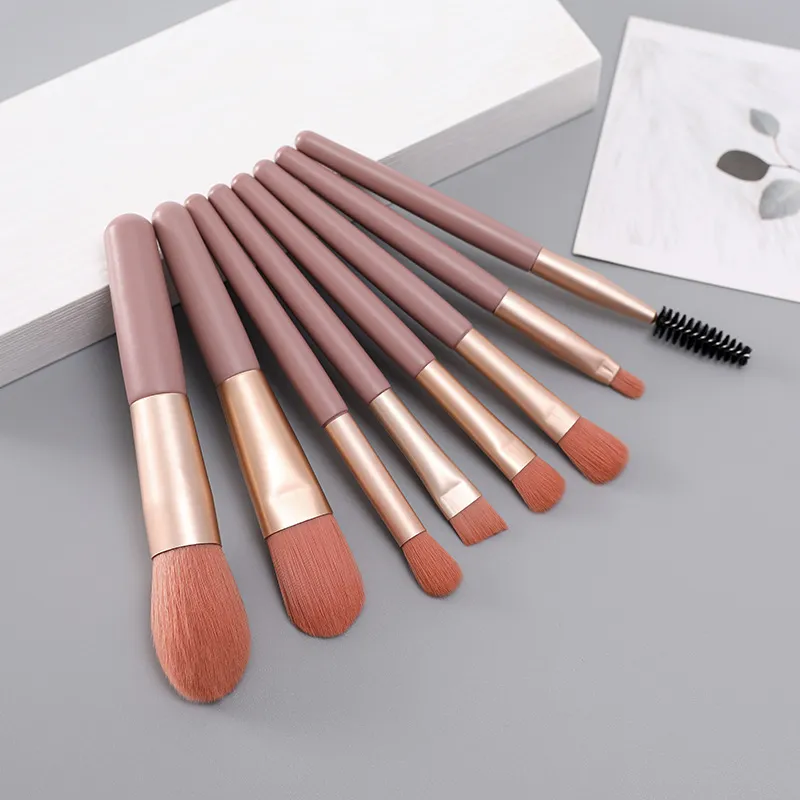 Mini Version 8PCS Makeup Brush Set Portable Travel Set Soft Hair Eyeshadow Brush Foundation Brush