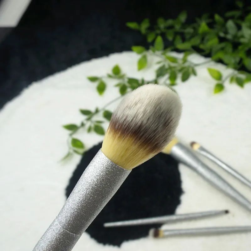 Makeup Brush Display 5