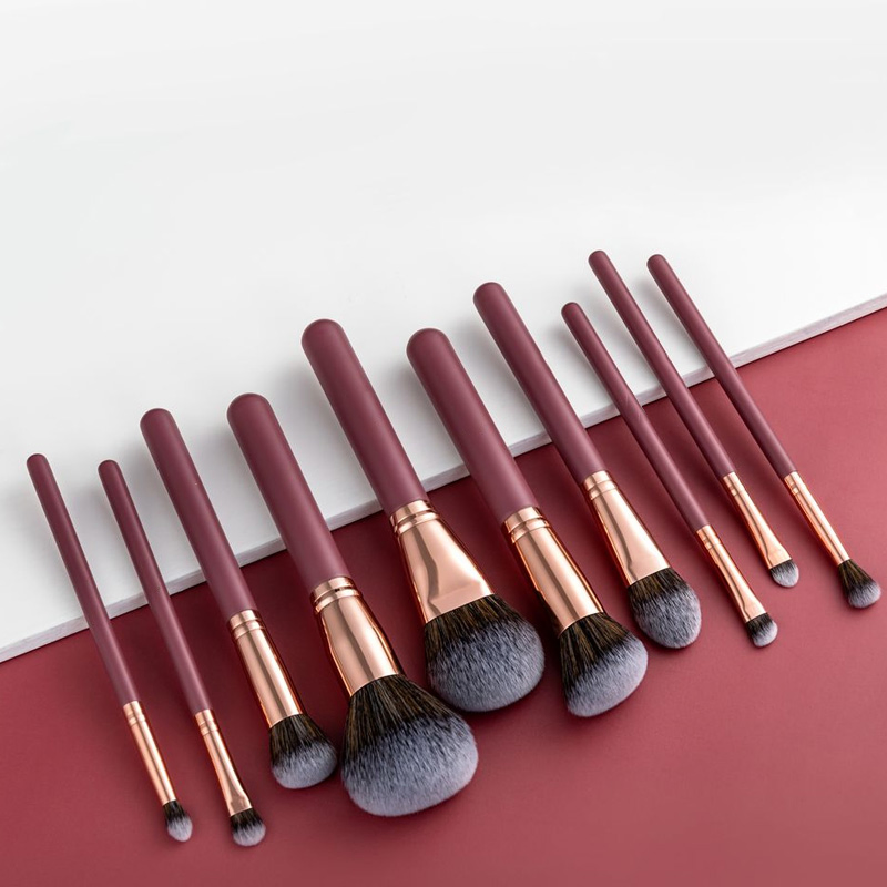 Makeup Brush Set 10PCS Premium Cosmetic Brush for Foundation Blush Concealer Eyeshadow Eyebrow Highlight Red Make up Brush