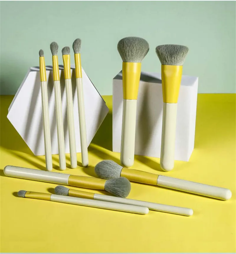 Brush Detail 1
