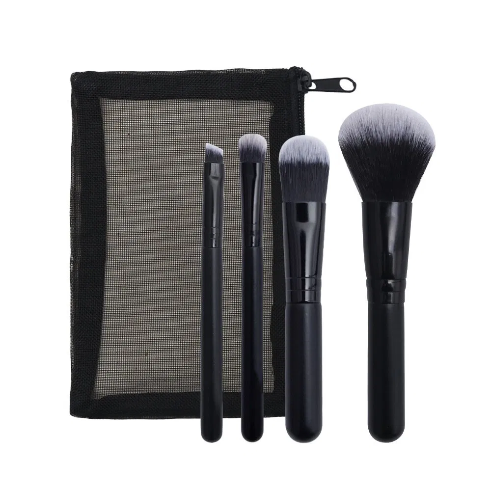 Wonderful 4-Piece Beginner-Friendly Portable Travel Short-Handle Makeup Brush Set