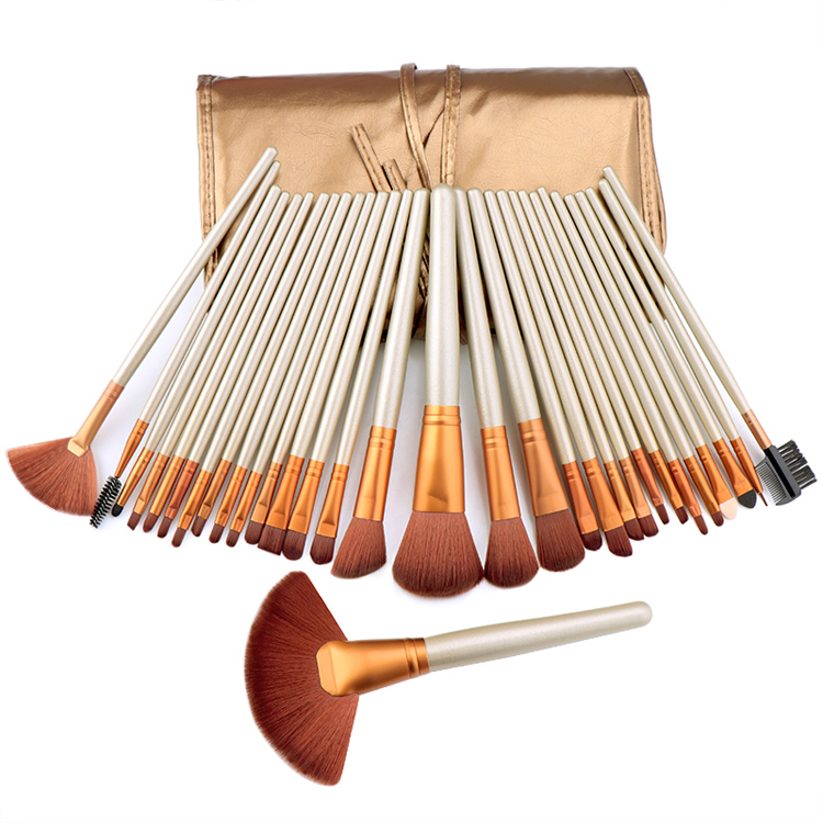 Factory Makeup Brush Set Maquiagem Customize 32PCS Wholesale Makeup Brush for Makeup Beginner and Artist
