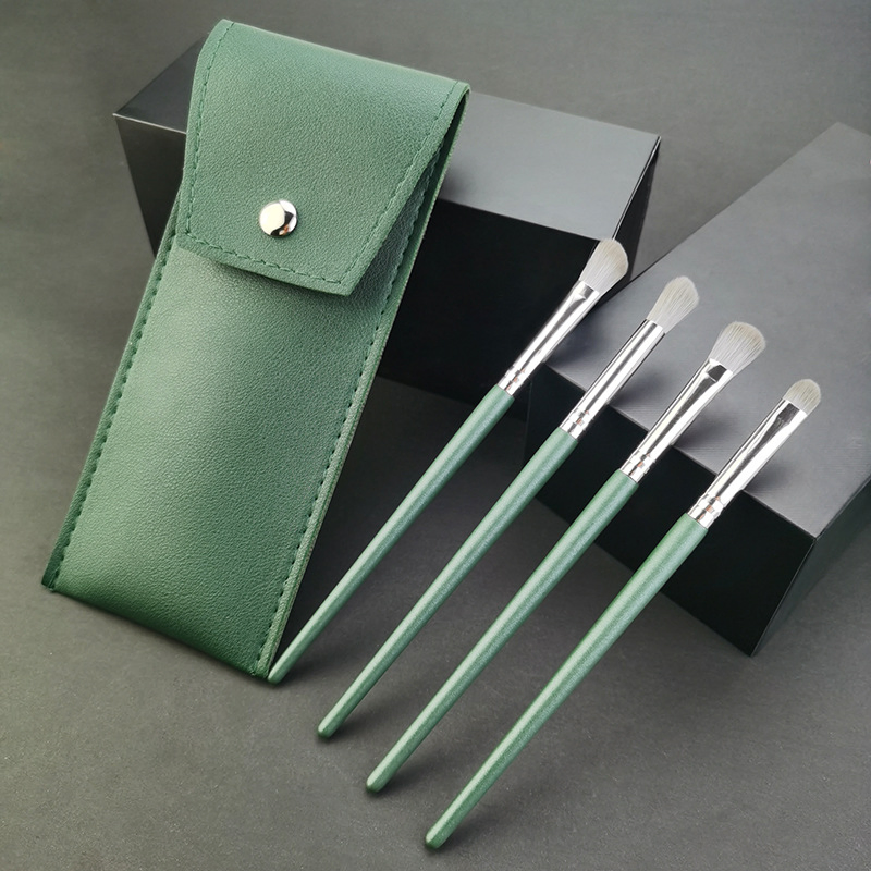 Rippling Green Cloud Soft Fiber Eye Makeup Brush Set 4 Portable Beginner Eye Shadow Brush Sets