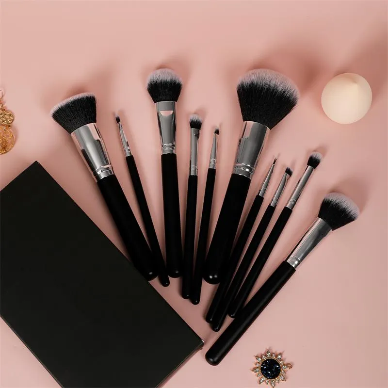 Makeup Brush Set Overview