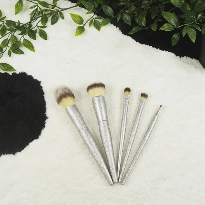 Makeup Brush Display 4
