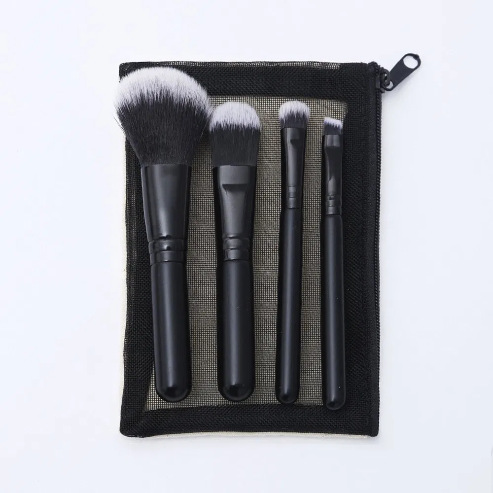 Wonderful 4-Piece Beginner-Friendly Portable Travel Short-Handle Makeup Brush Set