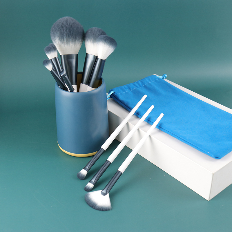2021 Professional 11PCS Soft Makeup Brushes Private Label Foundation Face Makeup Brush Set